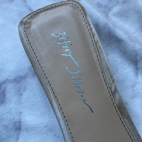 Betsey Johnson Bride Slides - Size 11 - Picture 9 of 9